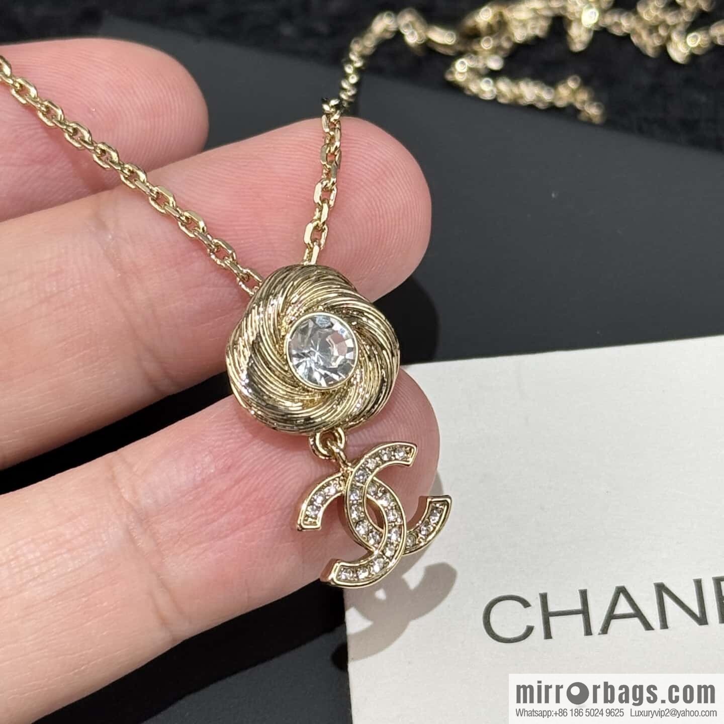 ❗️New ❗️☀️ New ☑️ Chanel gold full diamond double c necklace ☀️