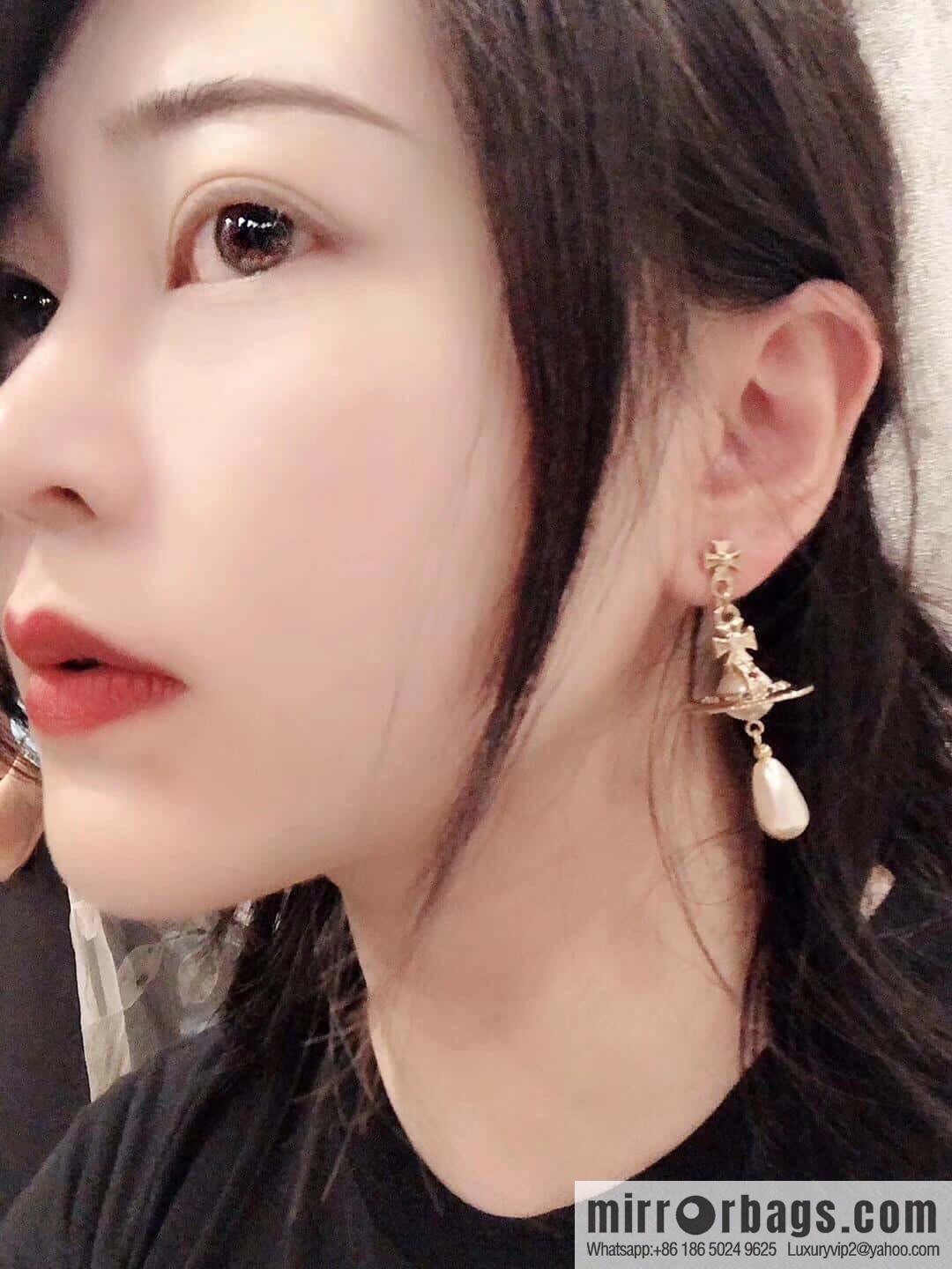 ❗️New ❗️ New ☑️ Vivienne Westwood Queen Mother Saturn earrings