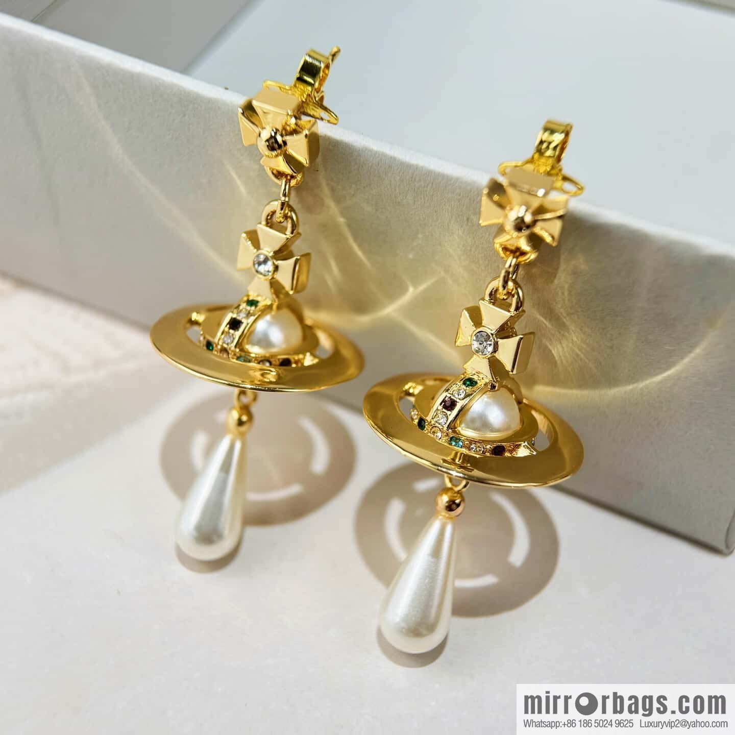 ❗️New ❗️ New ☑️ Vivienne Westwood Queen Mother Saturn earrings
