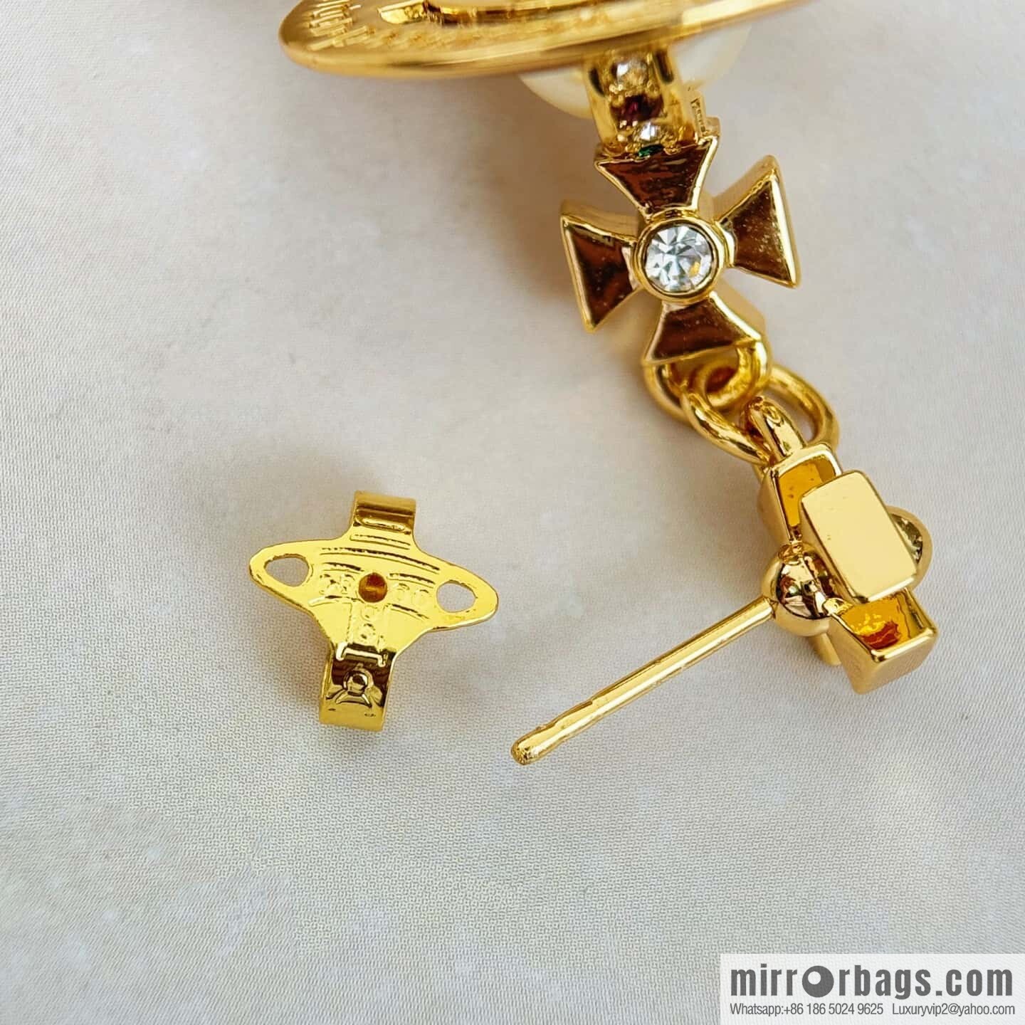 ❗️New ❗️ New ☑️ Vivienne Westwood Queen Mother Saturn earrings