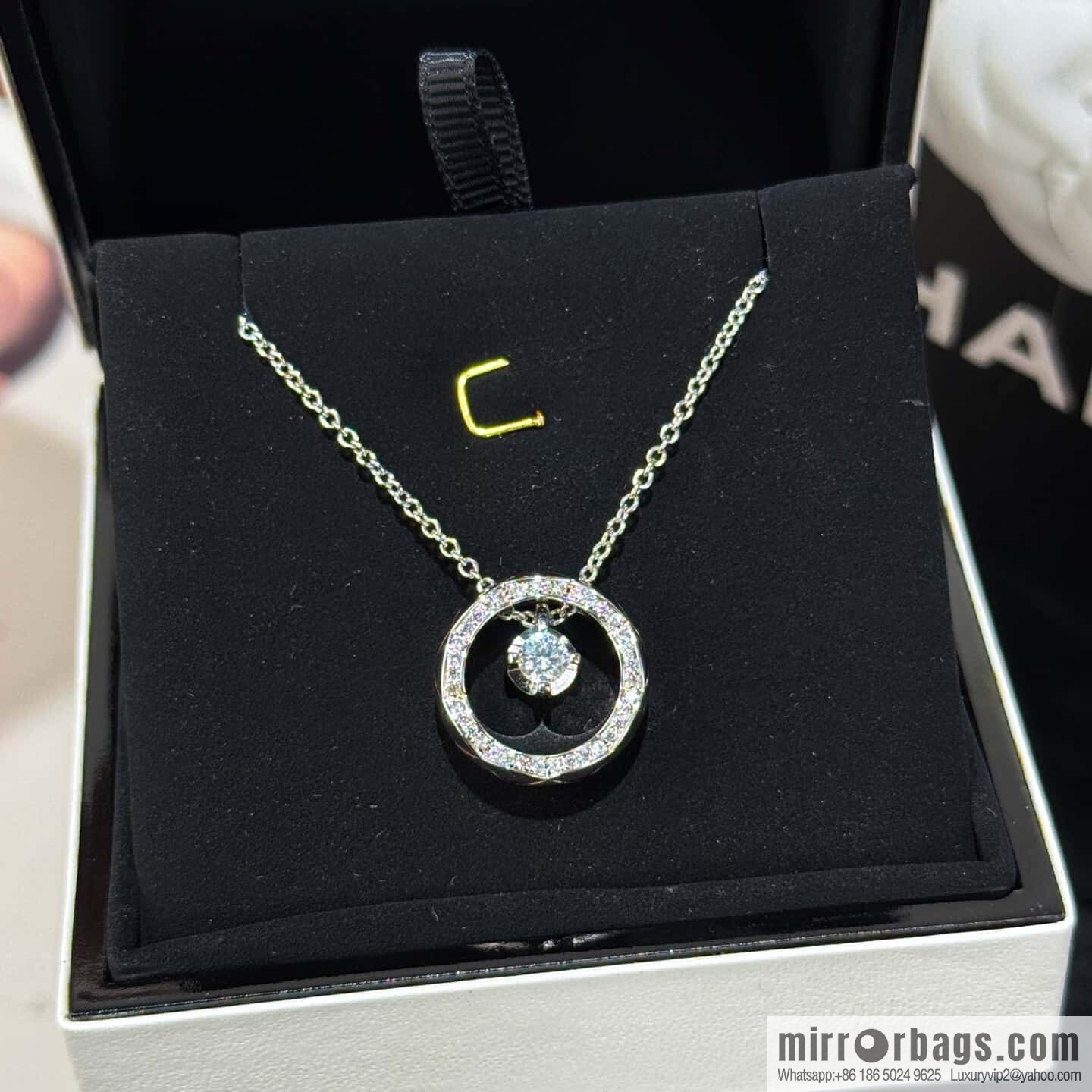 ❗️New ❗️ Chanel coco crush series full diamond full moon necklace