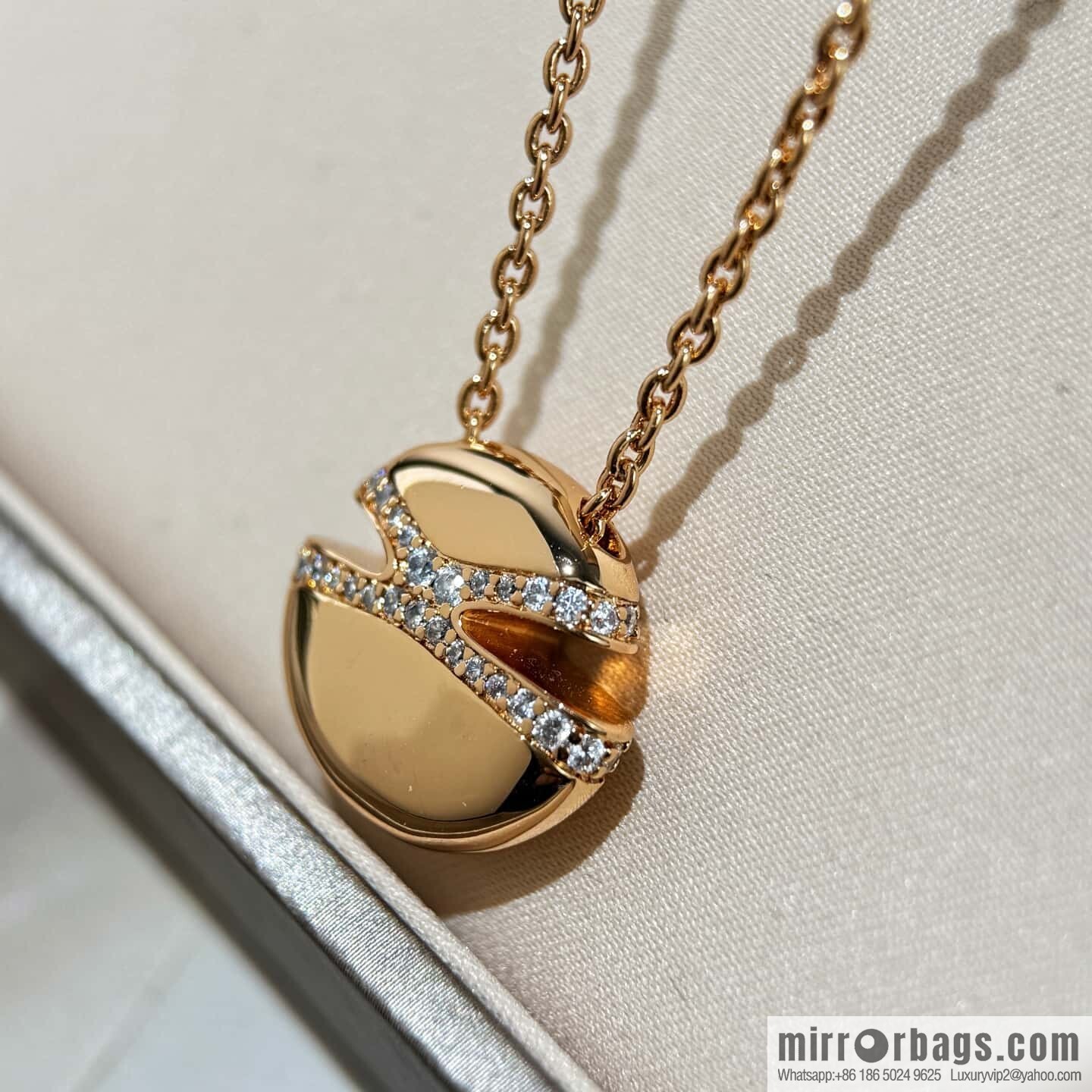 ❗New ❗ ☀ Original ☀️☀ BVLGARI Bulgari CABOCHON with diamond oval egg necklace ☀
