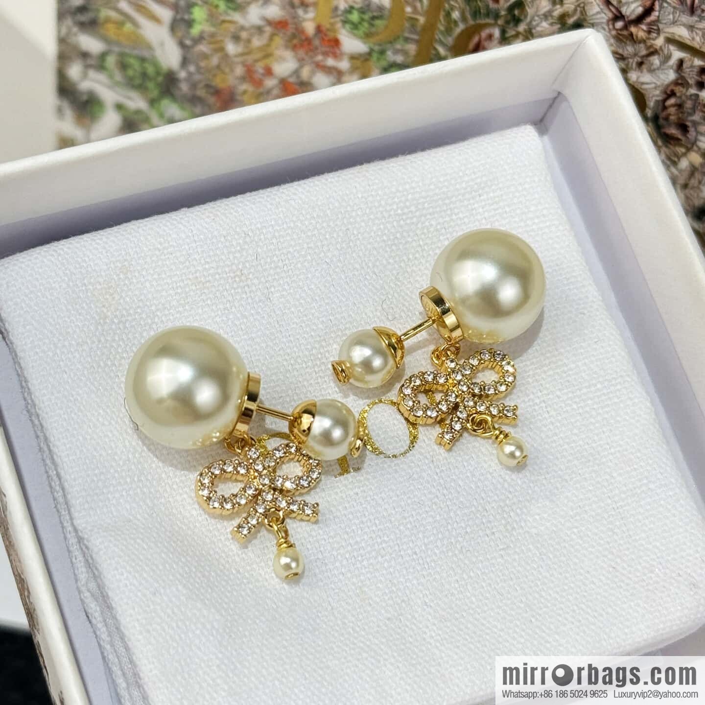 ❗️New ❗️ ☀️ New ☑️ Dior Dior pearl bow full of diamond earrings ☀️