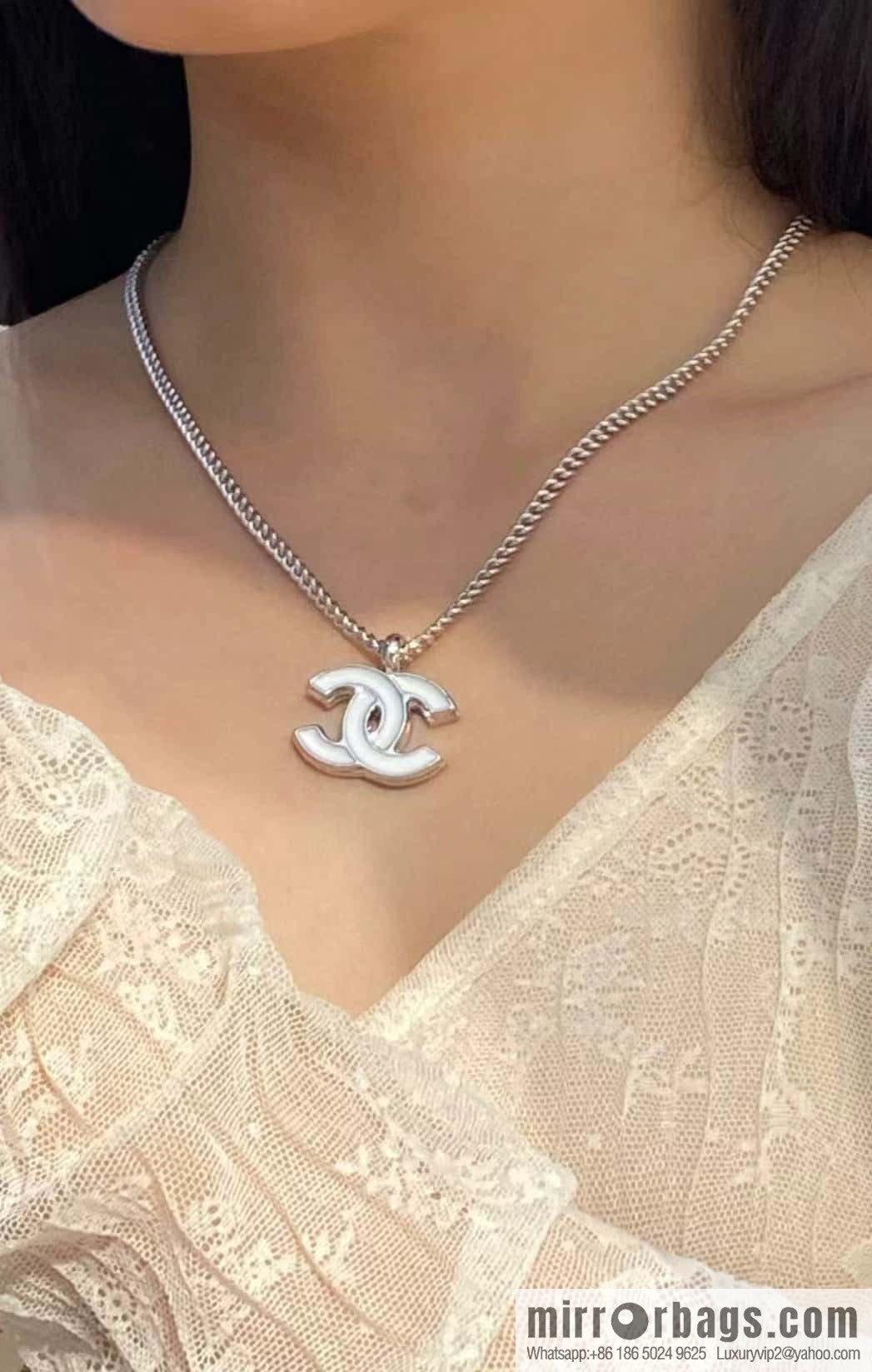 ❗️New ❗️ ☀️ New ☑️ Chanel White Double C Necklace Earrings ☀️
