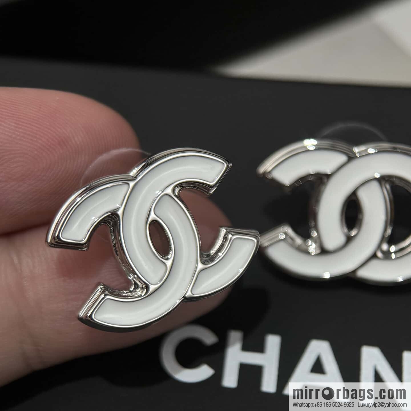 ❗️New ❗️ ☀️ New ☑️ Chanel White Double C Necklace Earrings ☀️
