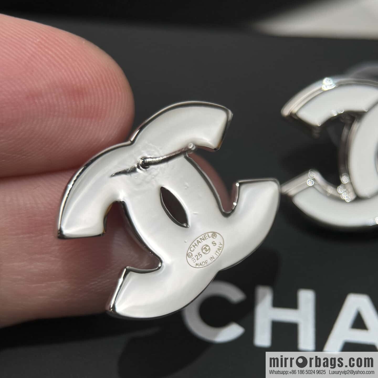 ❗️New ❗️ ☀️ New ☑️ Chanel White Double C Necklace Earrings ☀️