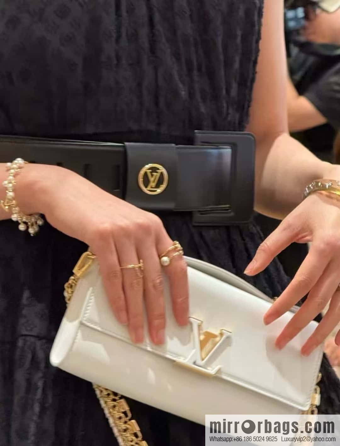Louis Vuitton PEARL RIVER pearl necklace bracelet stud earrings