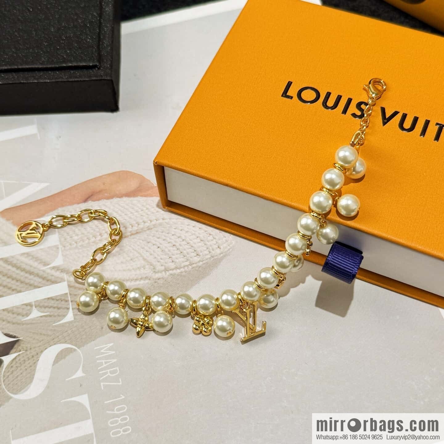 Louis Vuitton PEARL RIVER pearl necklace bracelet stud earrings