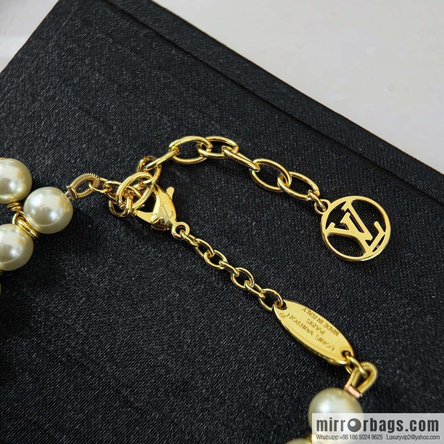 Louis Vuitton PEARL RIVER pearl necklace bracelet stud earrings