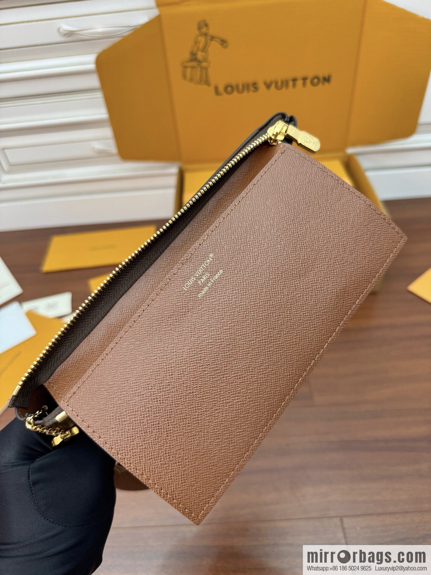 LV M13560 Key Pouch M