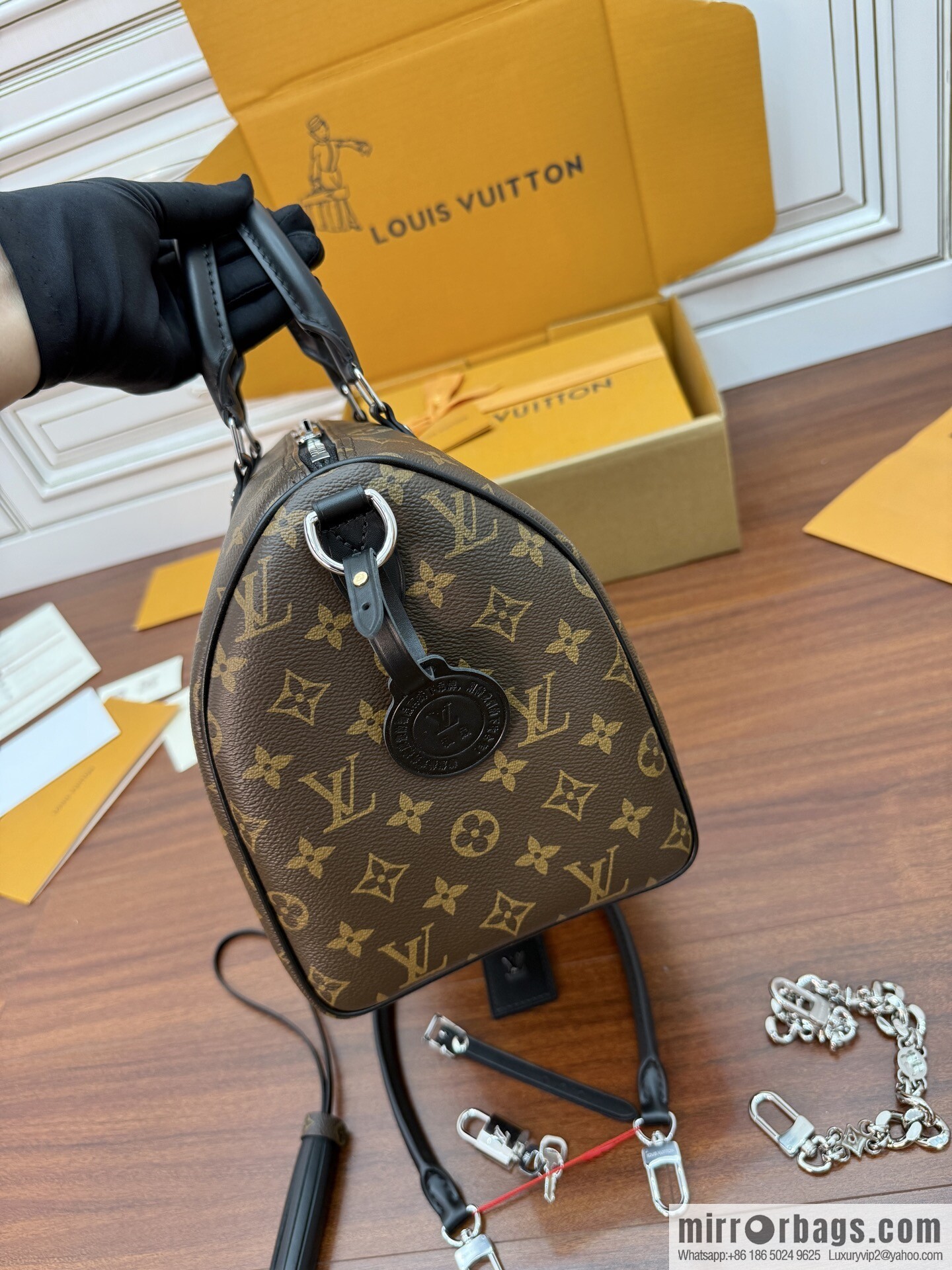 LV M12243 Speedy Soft 30 Dark
