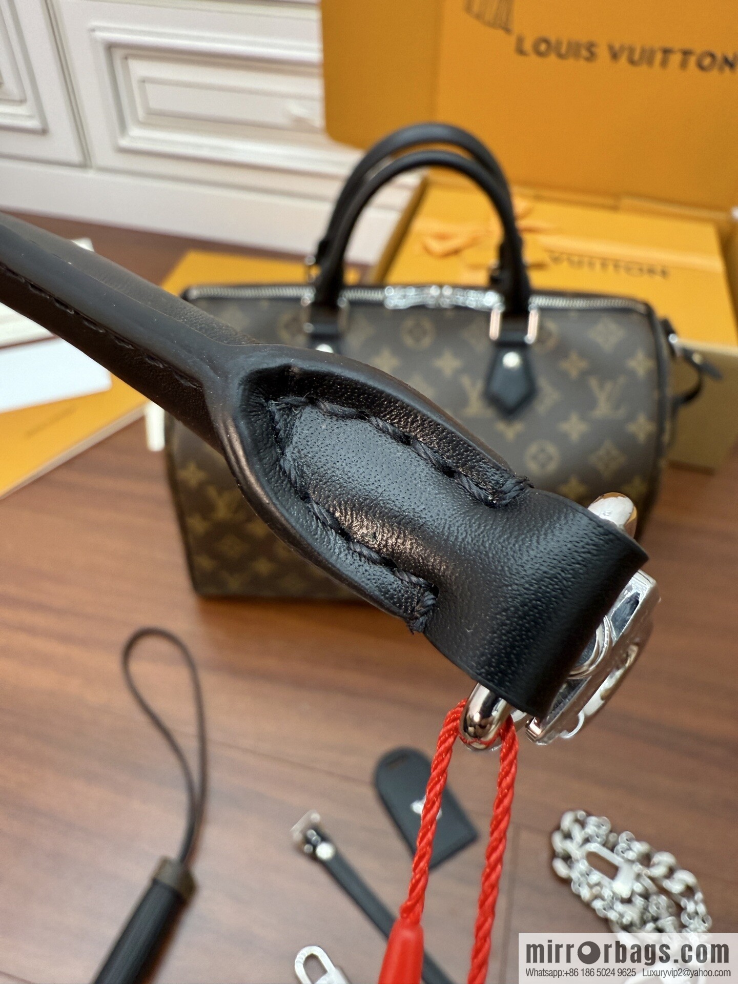 LV M12243 Speedy Soft 30 Dark