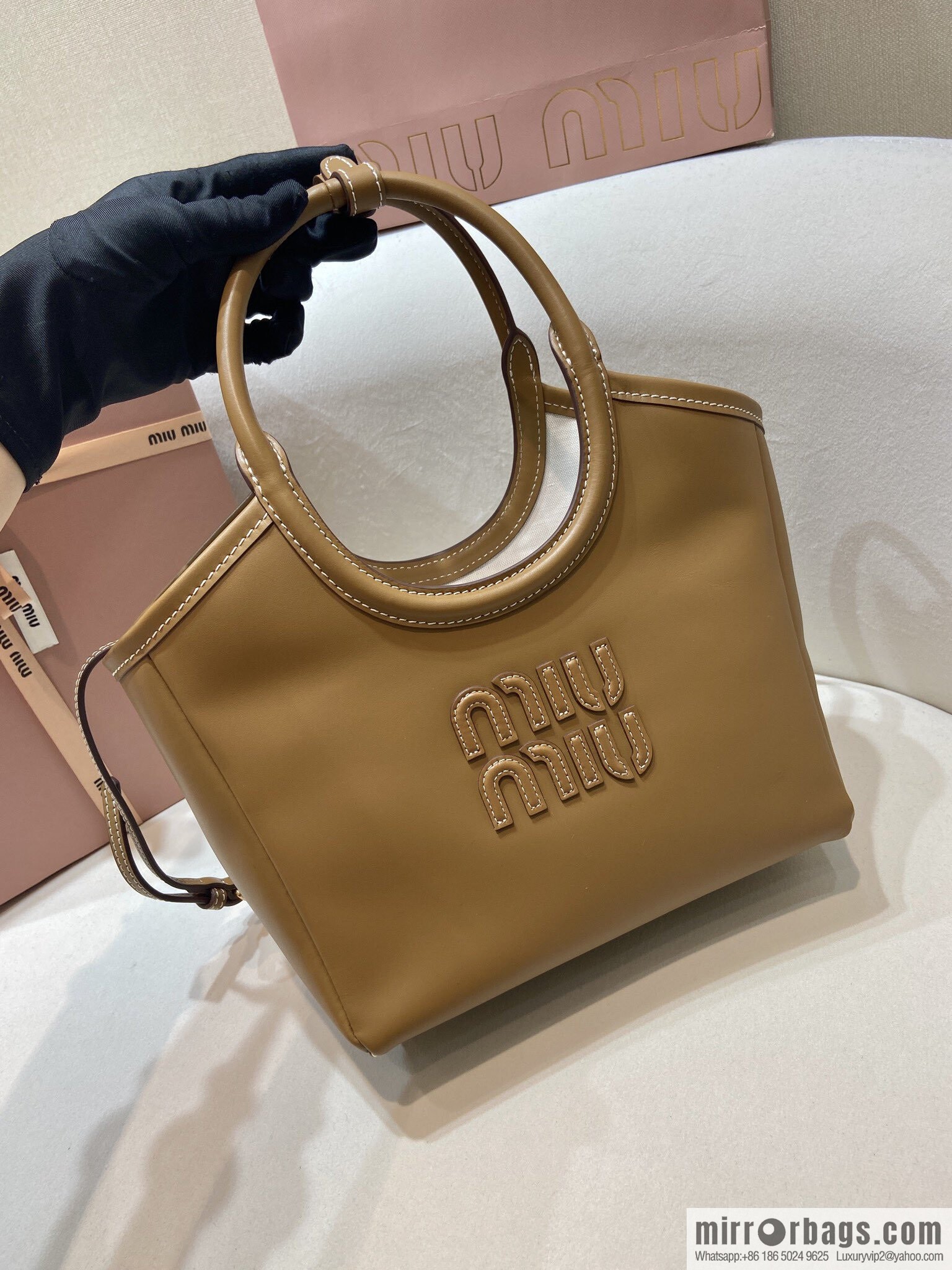 MIUMIU 🎉 new tote bag 🎉 5BA288 🎉🎉 caramel color