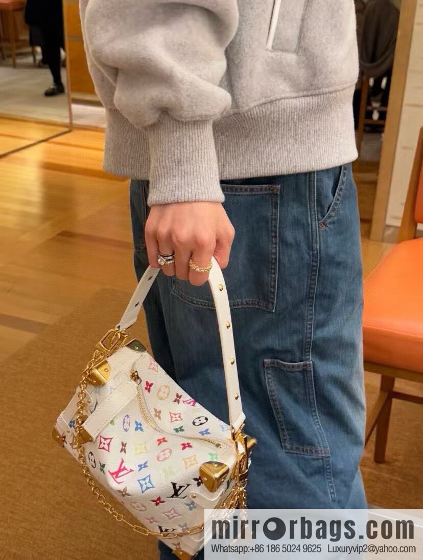 LV M14046 LV x TM Side Trunk MM