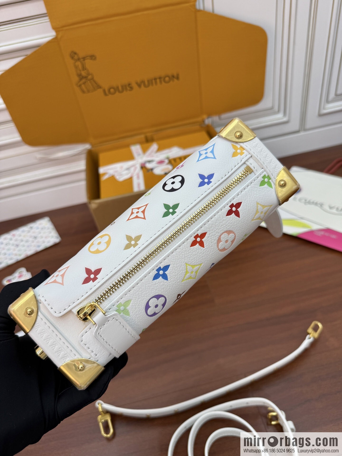 LV M14046 LV x TM Side Trunk MM