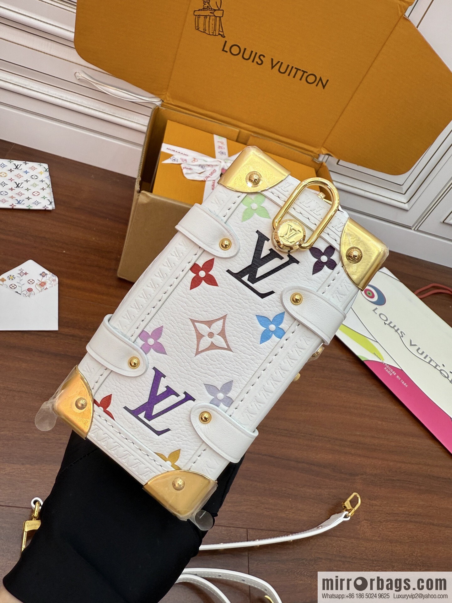 LV M14046 LV x TM Side Trunk MM