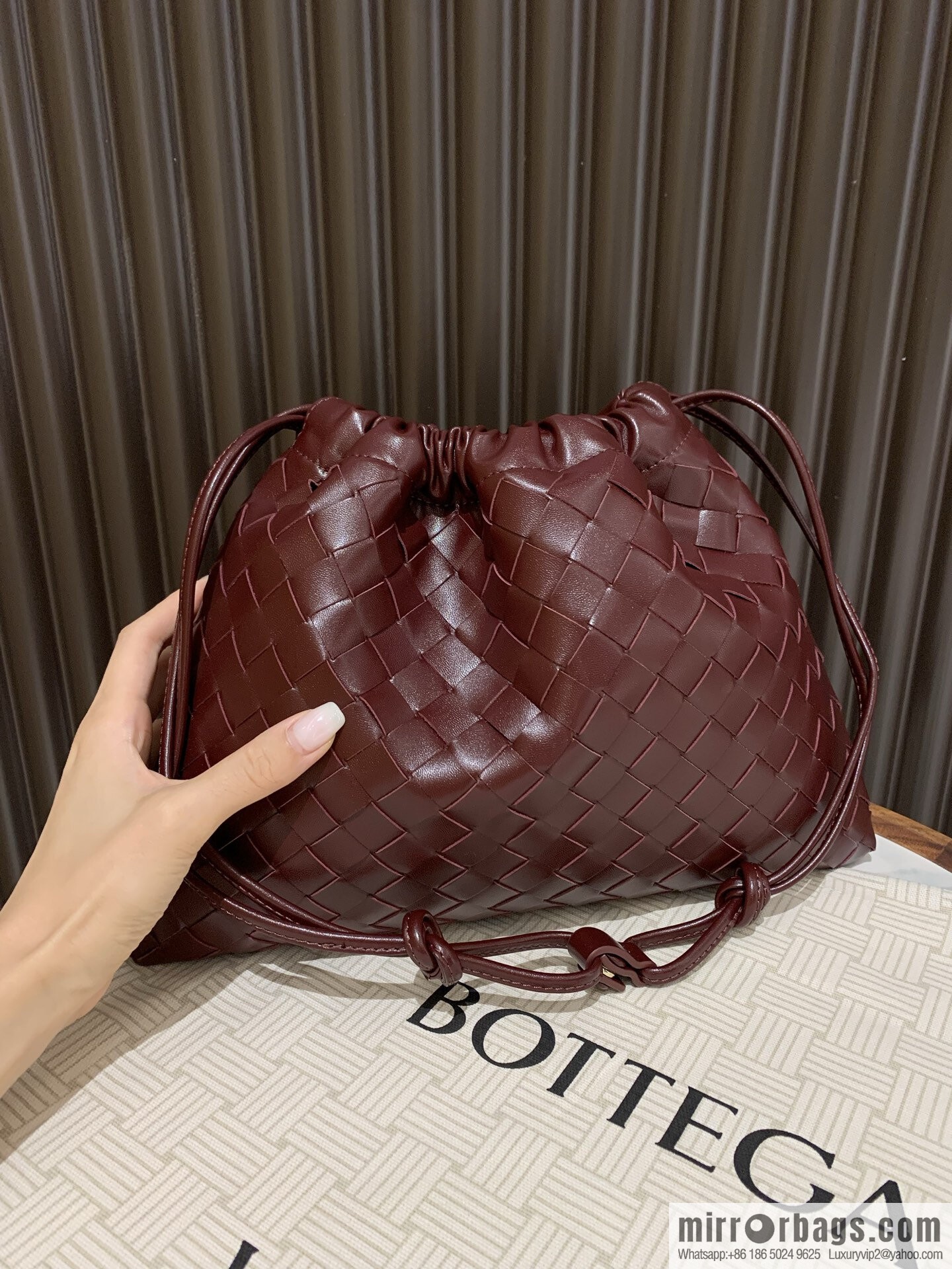 BV M Dustbag clutch bag 796728 Barolo burgundy