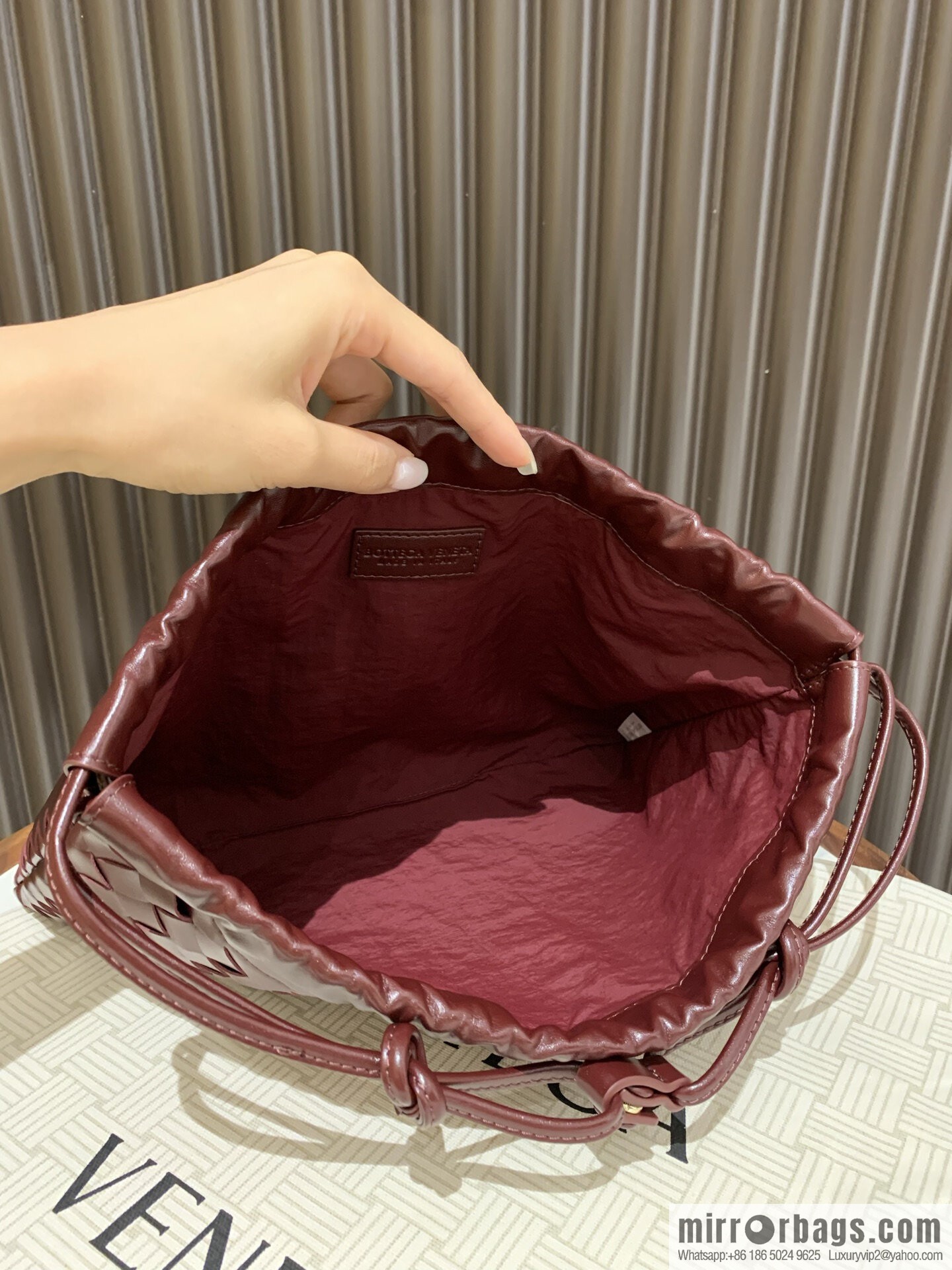 BV M Dustbag clutch bag 796728 Barolo burgundy
