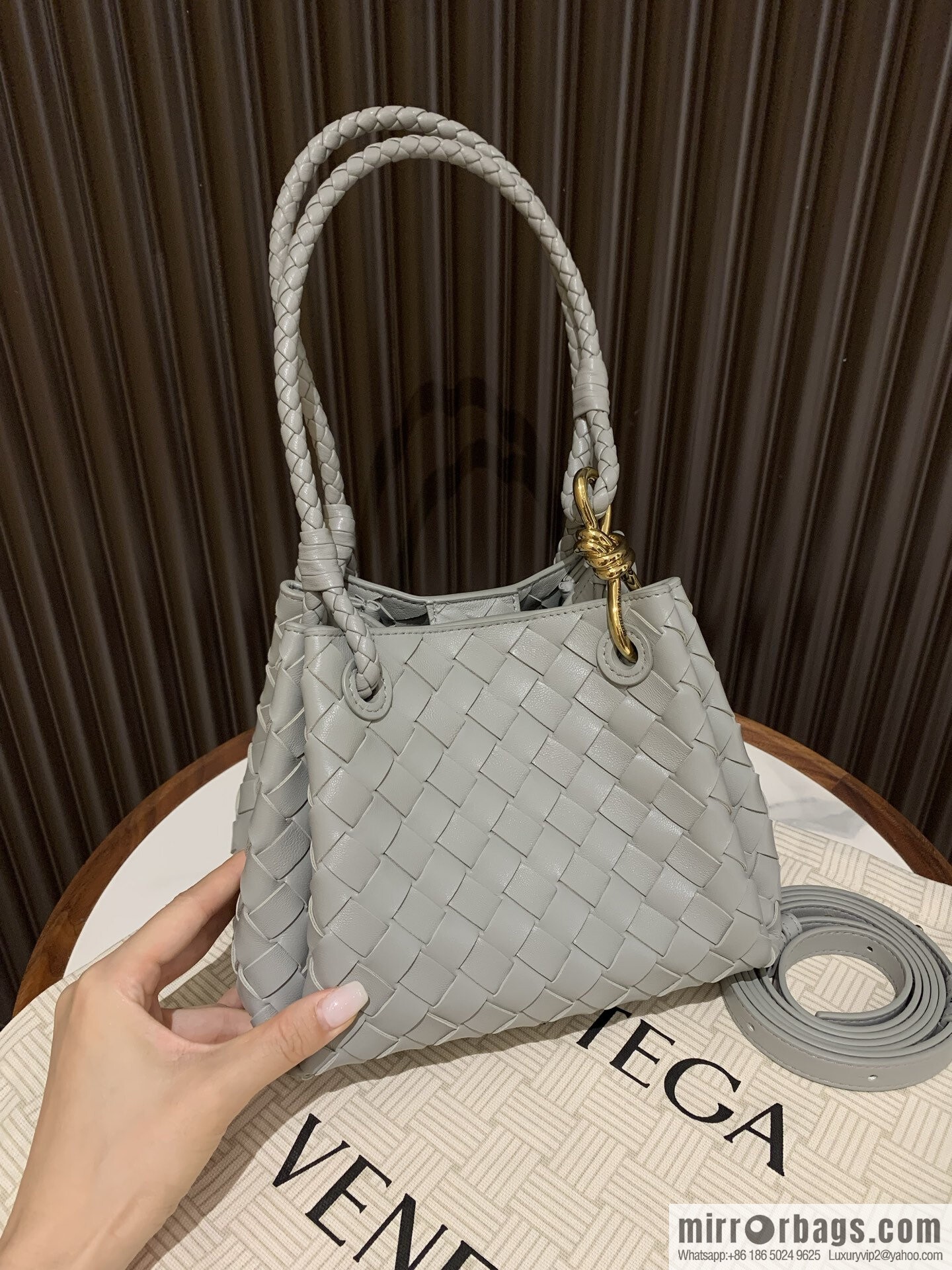 BV Parachute S 796569 Silver Grey