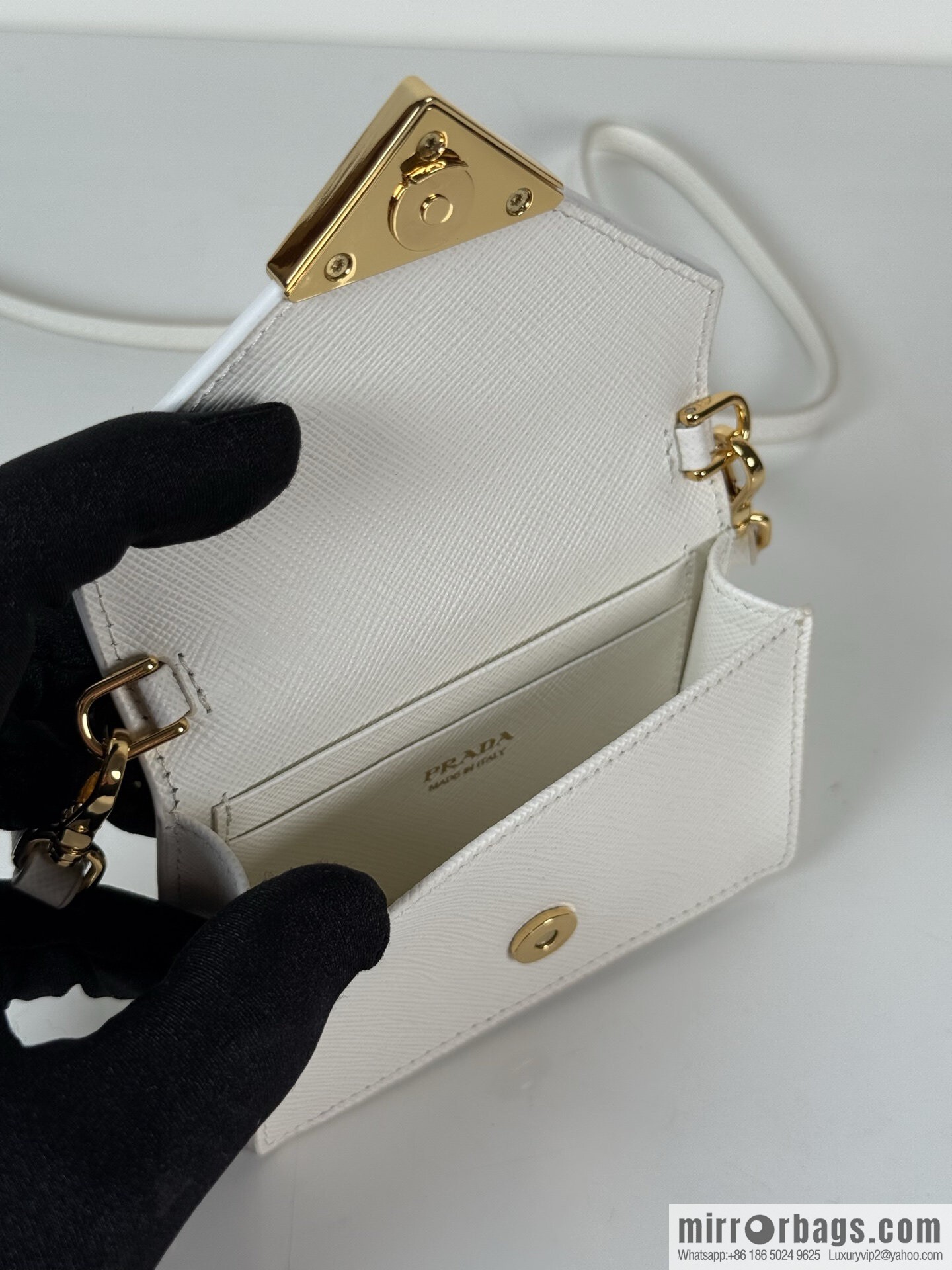 P ➡️ Ladies Multifunctional Mini Backpack, Model 1MR033 White