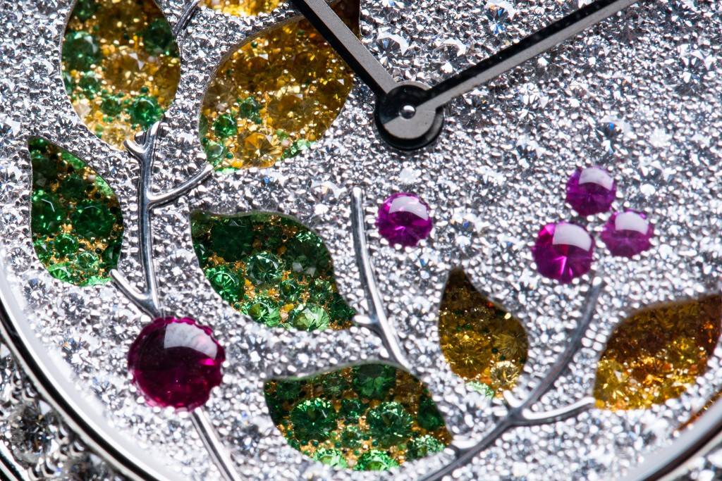 Van Cleef & Arpels Lady Jour des Fleurs Watch 2016 Face Close Up