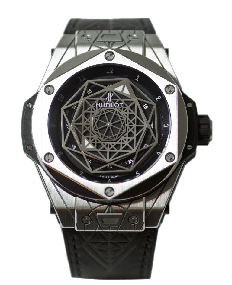 Hublot Celebrates Big Bang Sang Bleu with Pop-Up Tattoo Parlor