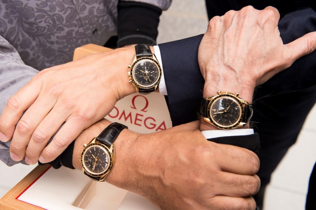 Omega Gifts Special Speedmaster Models to Science Award Winners Neil deGrasse Tyson & Creators and Cast of the hit series The Big Bang Theory