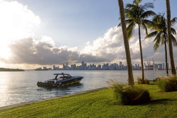 Mercedes-AMG + Cigarette Racing