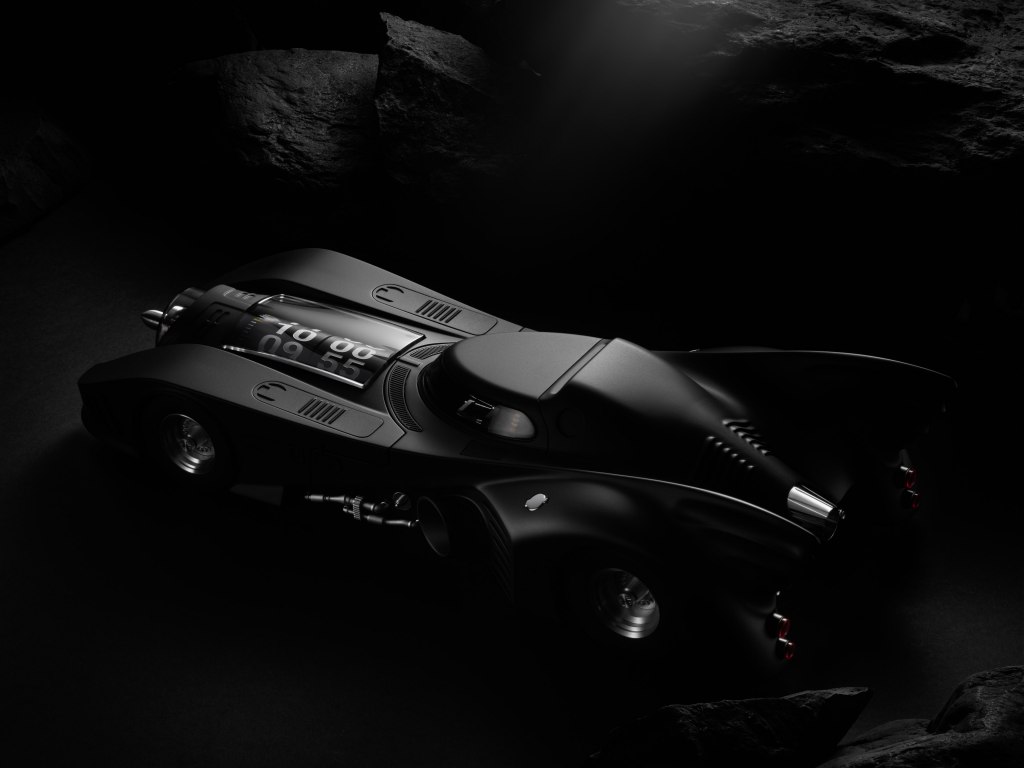 Kross Studio 1989 Batmobile Desk Clock