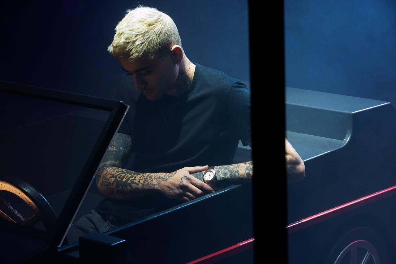 Former One Direction Member Zayn Malik Sports Sedna-Gold Omega Constellation In Latest Music Video