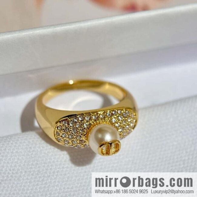 New ☑️ DIOR D-Fusion Ring