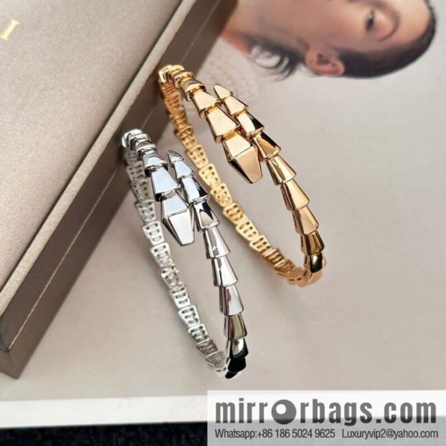❗️CNC version ❗️ ☀️ Seiko version A ☀️ Bulgari BVLGARI narrow version glossy snake bone bracelet ☀️
