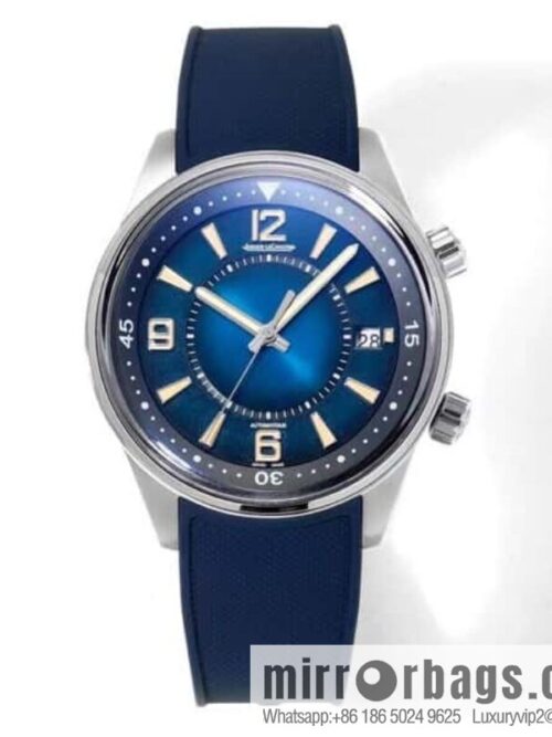 Produced by BLS, the calendar-type thin and stable 9015 movement of the Jaeger-LeCoultre Beichen series was changed to the JCL.899A/1 movement watch