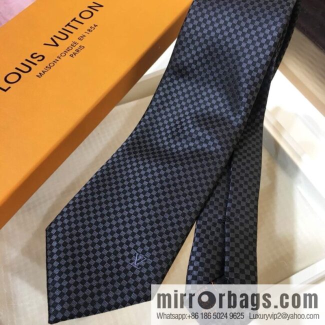 LV Louis Vuitton 100% Top Jacquard Silk L Checked Tie