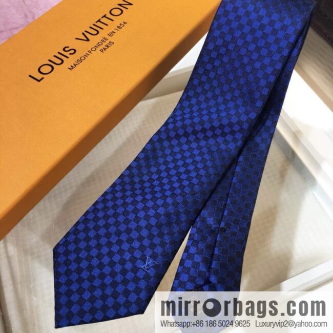 LV Louis Vuitton 100% Top Jacquard Silk L Checked Tie