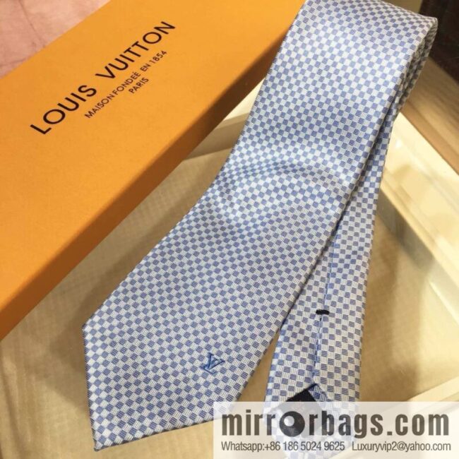 LV Louis Vuitton 100% Top Jacquard Silk L Checked Tie