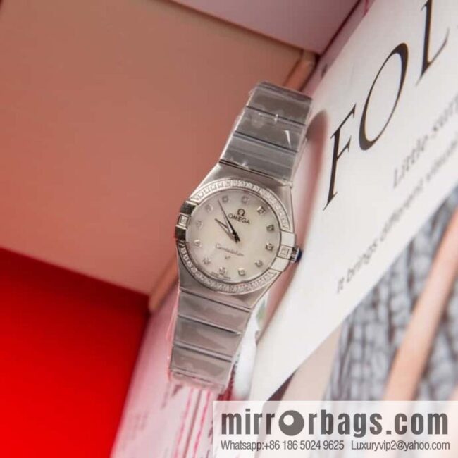 Omega/OMEGA Model 123.15.27.60 Constellation Eternal Classic, Constellation Series Case Strap Glossy