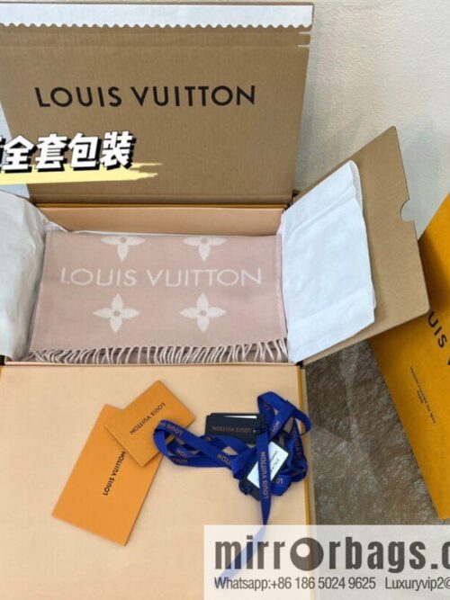 IMG_8565-1-800x80021anyx2dp1465791_20250630115613.jpg LV Louis Vuitton Essential Letter Focusing Element 100% Wool Scarf