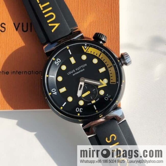 QA173A TAMBOUR STREET DIVER stainless steel automatic watch, 44mm