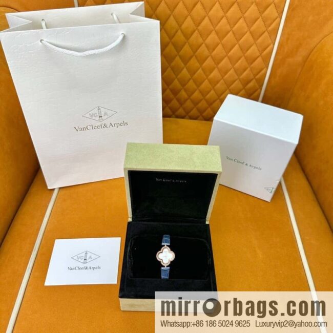IMG_9323-800x8002o5w4mwzxt426934_20250626004033.jpg Van Cleef & Arpels ALHAMBRA series, model: VCARO8WSOO original Swiss quartz movement of the same model