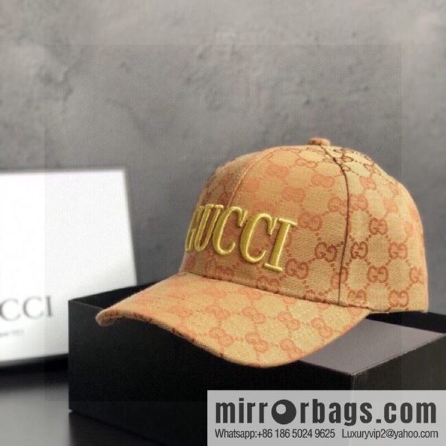 GUCCI Gucci simple atmosphere embroidered baseball cap