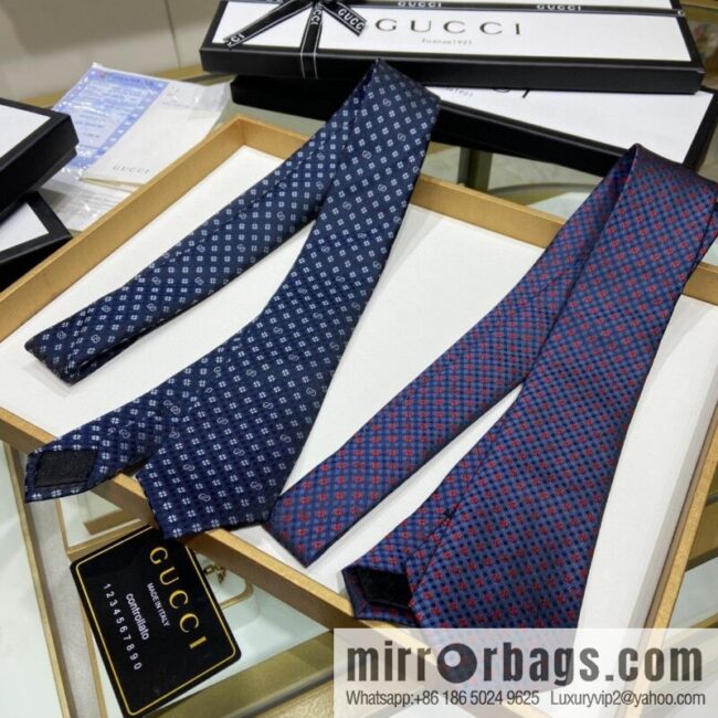 GUCCI Gucci 100% Top Jacquard Silk Clover Tie