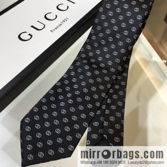 GUCCI Gucci 100% Top Jacquard Silk GG Interlock Tie