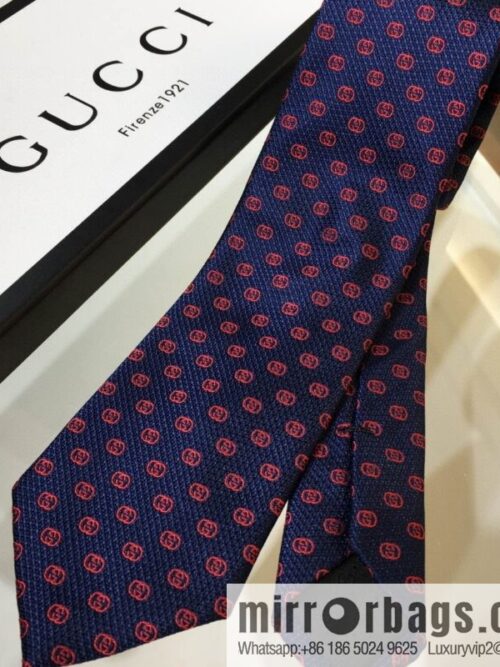 GUCCI Gucci 100% Top Jacquard Silk GG Interlock Tie