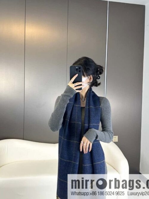 a1696599872877_1325-800x800zyb2rnpu3uj55511_20250630010741.jpg Burberry 23 autumn and winter new products, classic embroidered double-sided yarn-dyed checked scarf
