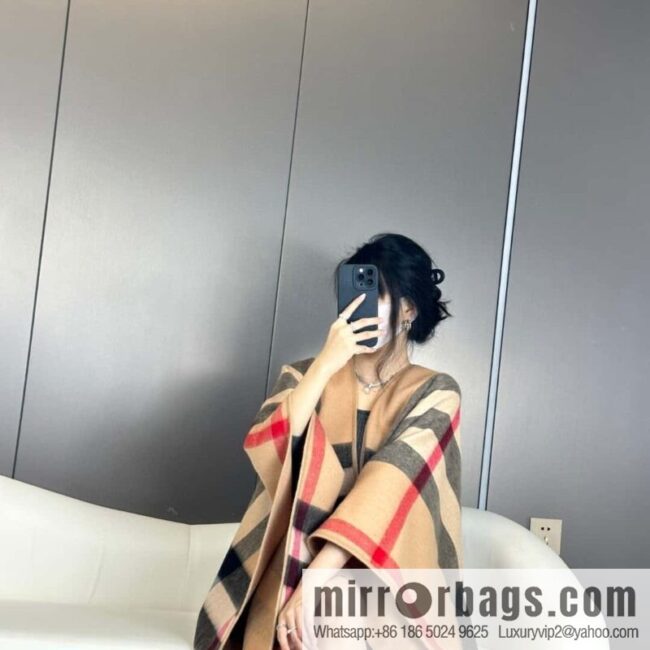 Burberry, cashmere double-sided cape