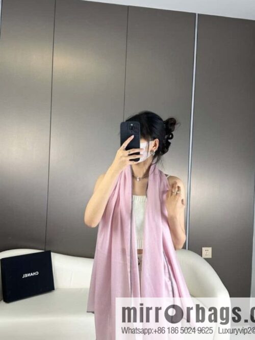 a1696688038594_1025-800x800qun5zghbvzl55248_20250630010520.jpg CHANEL 2023 new cashmere scarf