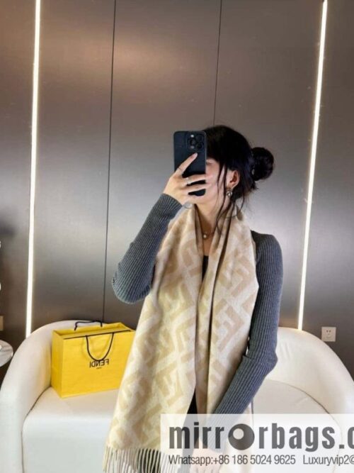 a1696864407719_1288-800x800z1qtt5igteb44572_20250629232901.jpg FENDI jacquard weave FF pattern, long fringed scarf