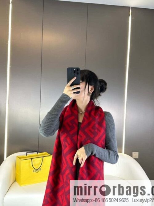 a1696864432432_2483-800x800xchzosx4inl44548_20250629232849.jpg FENDI jacquard weave FF pattern, long fringed scarf