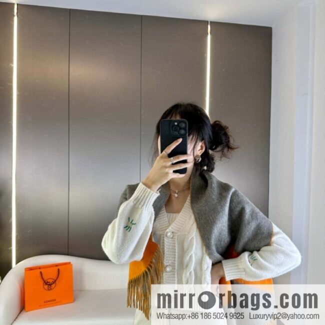 a1696949660943_6130-800x8000fe3e10usyj44450_20250629232755.jpg Hermès double-sided jacquard thickened fringed scarf